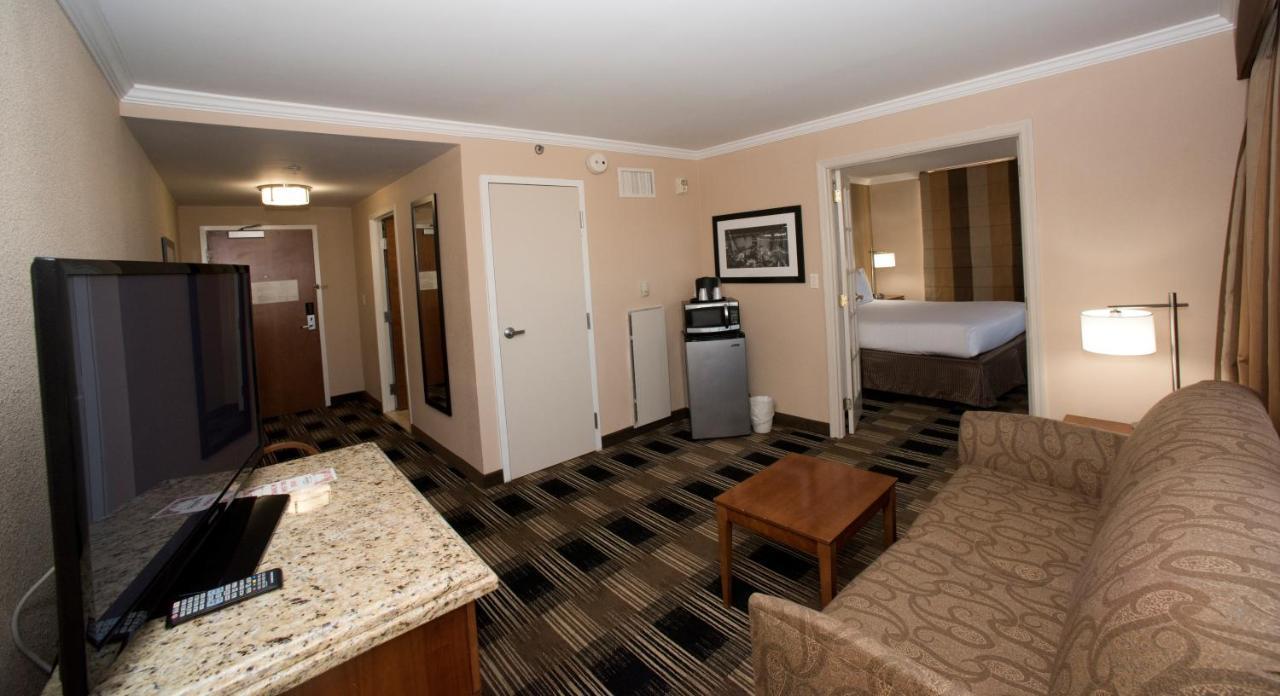 קרטרט Hotel Executive Suites מראה חיצוני תמונה